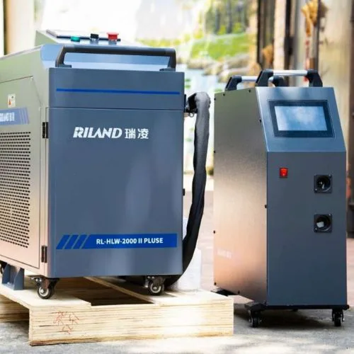May-han-laser-RILAND-RL-HLW-2000-2.jpg